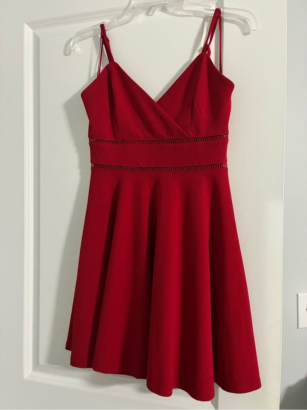 Sleeveless Red V-Neck Mini Dress with Waistband Detail